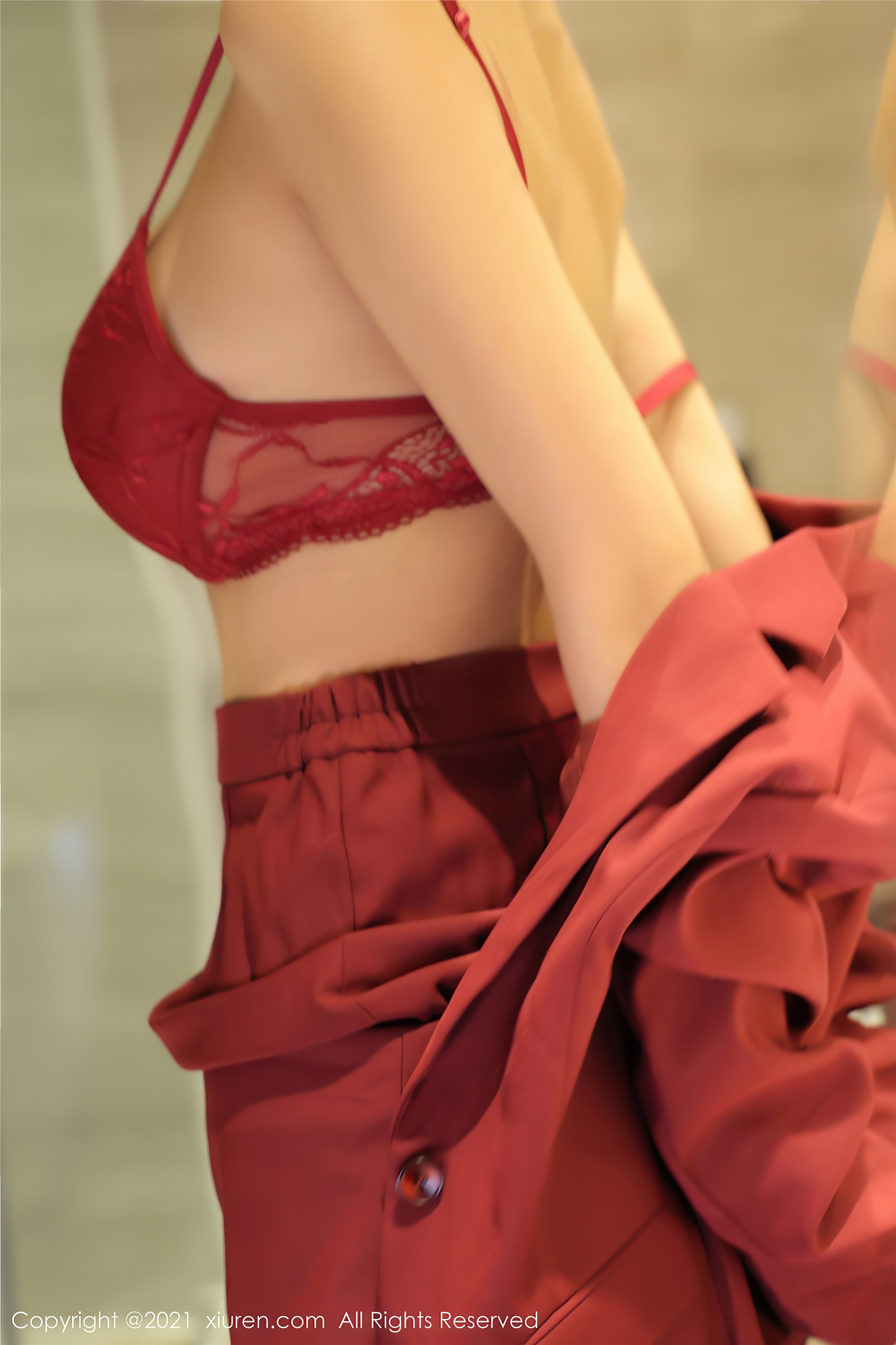 Xiuren秀人网 2021.10.09 NO.4038 Emily尹菲